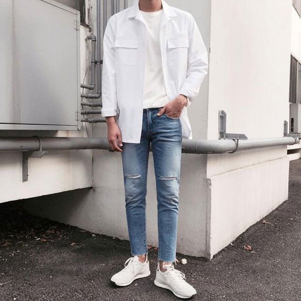 Phối đồ áo sơ mi oversize nam với quần jean
