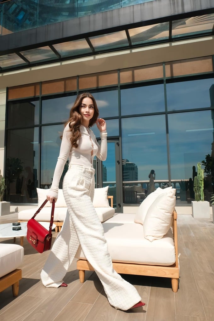 Phong cách thời trang hàng ngày, casual nhưng luôn chỉn chu