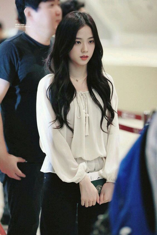 Jisoo: Dịu dàng, nữ tính, thanh lịch